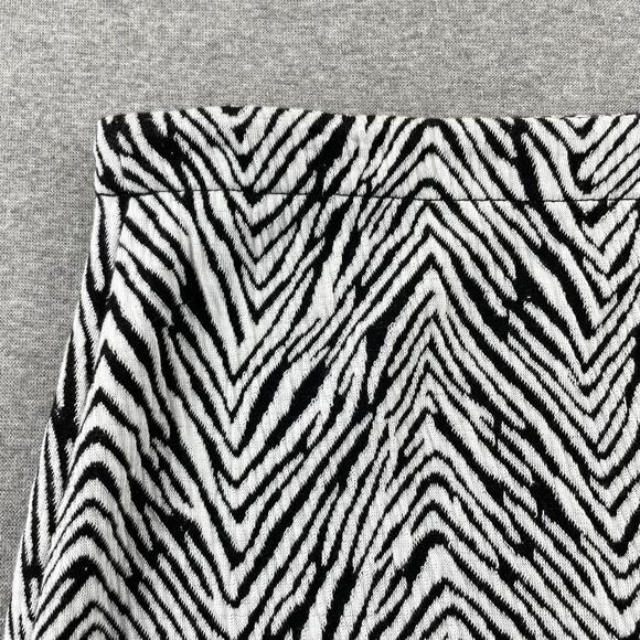 Vince Camuto Skirt Womens L Black White Zebra Jacquard Knit Pencil Office Career - Picture 7 of 10